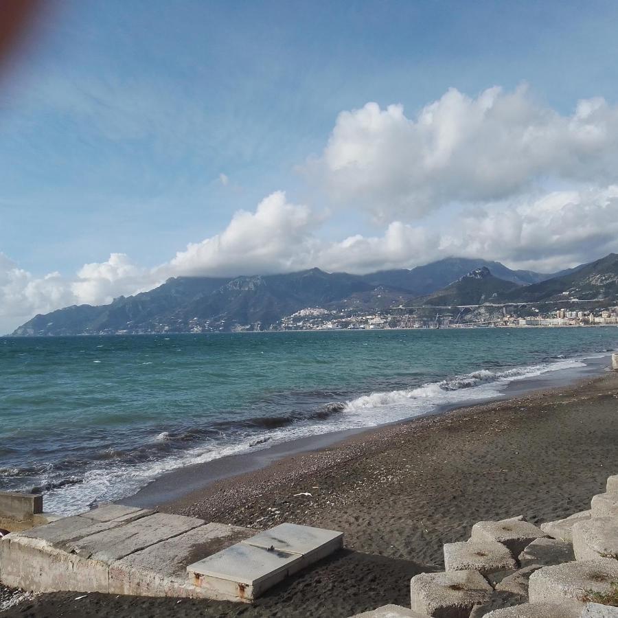 V I P Suites Cielo Stellato On Concordia Sea Salerno Exterior photo